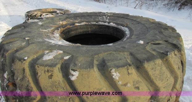 image for item G8897 (4) loader tires