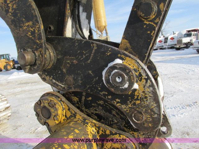 image for item G8899 2002 Caterpillar 325C L excavator
