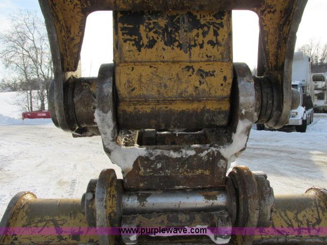 image for item G8899 2002 Caterpillar 325C L excavator