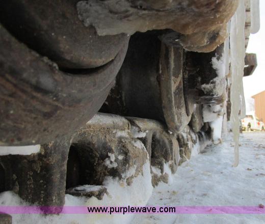 image for item G8899 2002 Caterpillar 325C L excavator