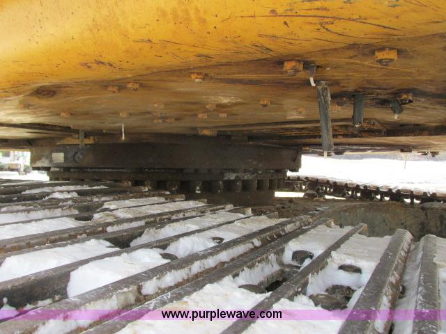 image for item G8899 2002 Caterpillar 325C L excavator