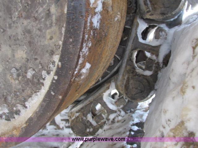 image for item G8899 2002 Caterpillar 325C L excavator