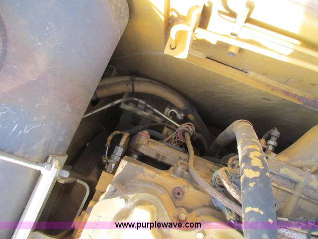 image for item G8899 2002 Caterpillar 325C L excavator