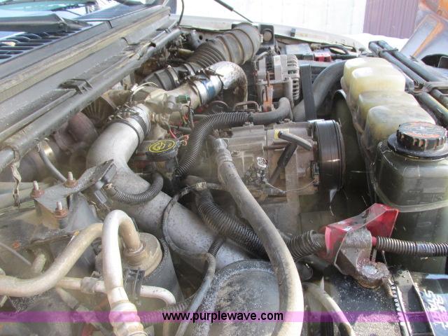 image for item G8900 2000 Ford F550 utility truck