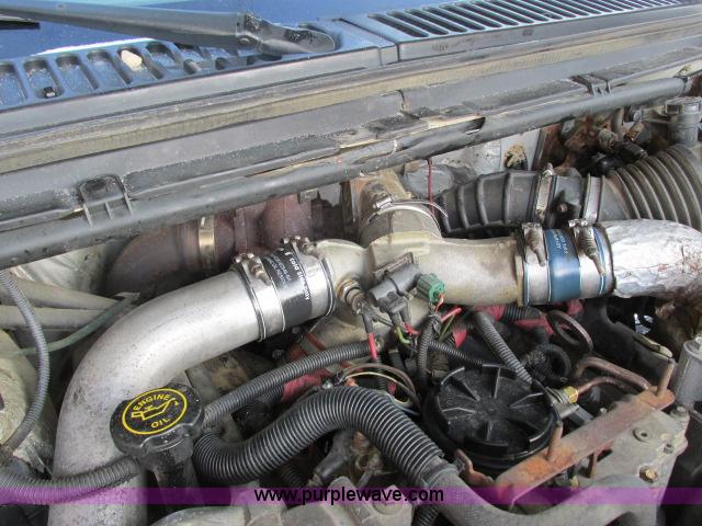 image for item G8900 2000 Ford F550 utility truck