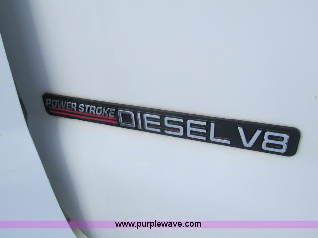 image for item G8900 2000 Ford F550 utility truck