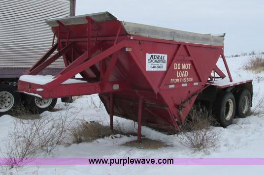 image for item G8905 1960 V-bottom belly dump tandem axle trailer