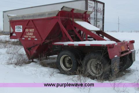 image for item G8905 1960 V-bottom belly dump tandem axle trailer