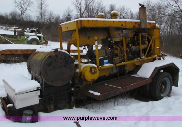 image for item G8906 Air compressor