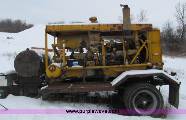 image for item G8906 Air compressor