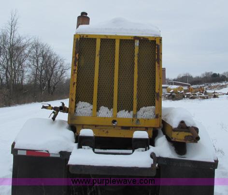 image for item G8906 Air compressor