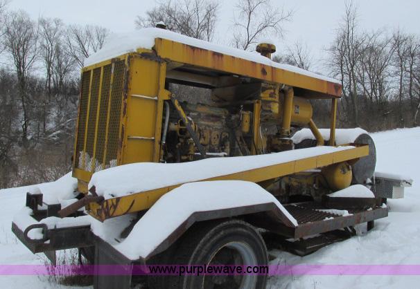 image for item G8906 Air compressor