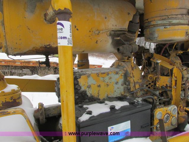 image for item G8906 Air compressor