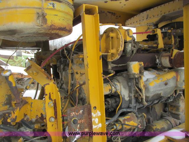 image for item G8906 Air compressor