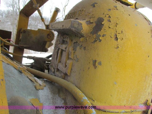 image for item G8906 Air compressor