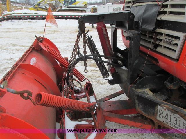 image for item G8908 1988 Ford F800 flatbed truck