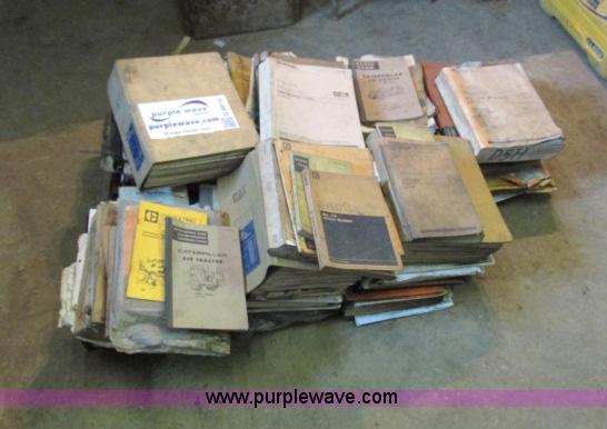 image for item G8910 Approximately 40 parts and service manuals