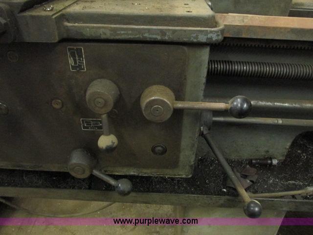 image for item G8911 Meuser & Company 8257 lathe threading machine