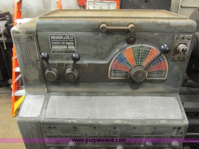 image for item G8911 Meuser & Company 8257 lathe threading machine