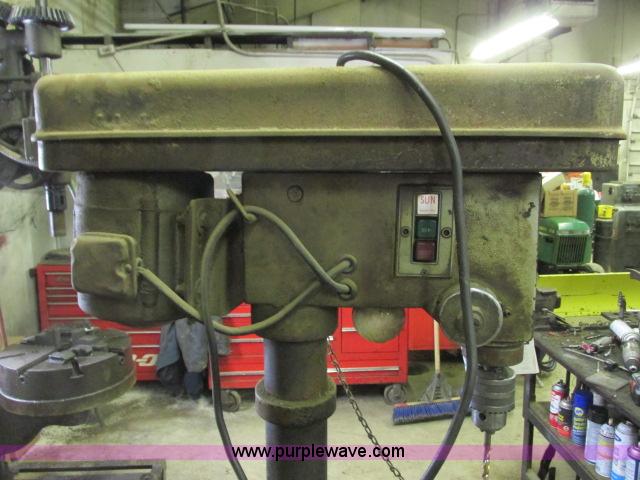 image for item G8914 Sun Machine tools SB-5 drill press