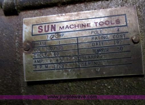 image for item G8914 Sun Machine tools SB-5 drill press