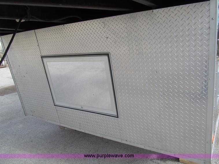 image for item G9639 2009 Road Master RMWAG8532TA enclosed cargo trailer