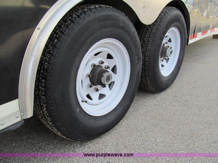 image for item G9639 2009 Road Master RMWAG8532TA enclosed cargo trailer