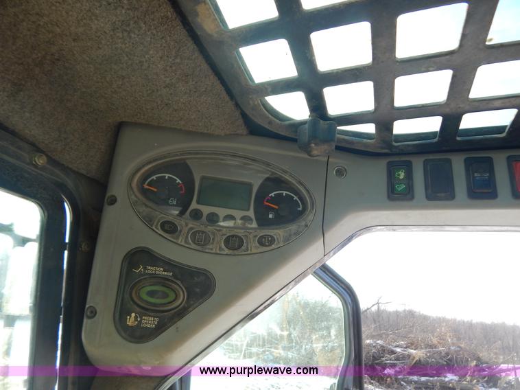 image for item H3813 2008 Bobcat T320 track skid steer