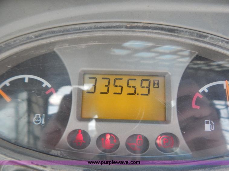 image for item H3813 2008 Bobcat T320 track skid steer