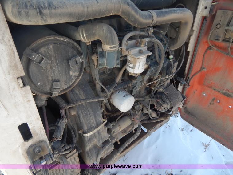 image for item H3813 2008 Bobcat T320 track skid steer