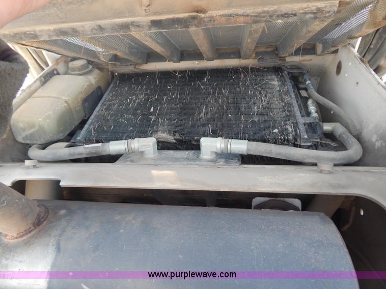 image for item H3813 2008 Bobcat T320 track skid steer