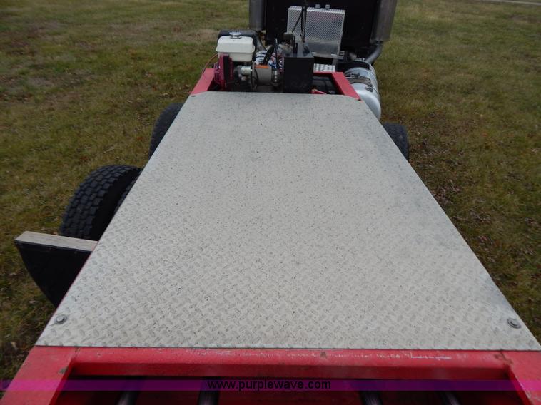 image for item H3920 1999 Talbert triple axle lowboy trailer with stinger