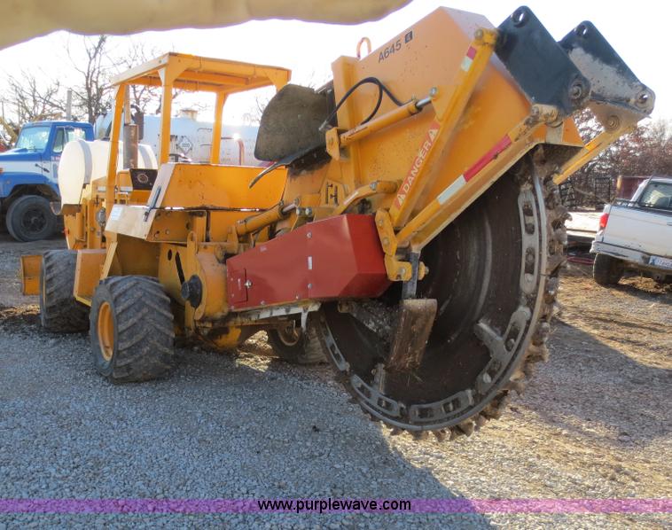 image for item H6688 1996 Ditch Witch 7610DD concrete wheel saw