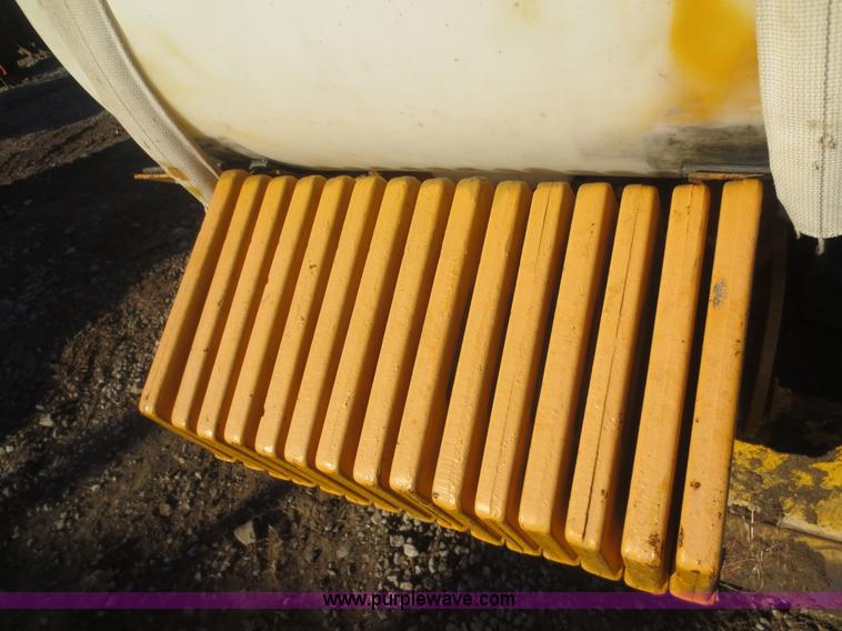 image for item H6688 1996 Ditch Witch 7610DD concrete wheel saw