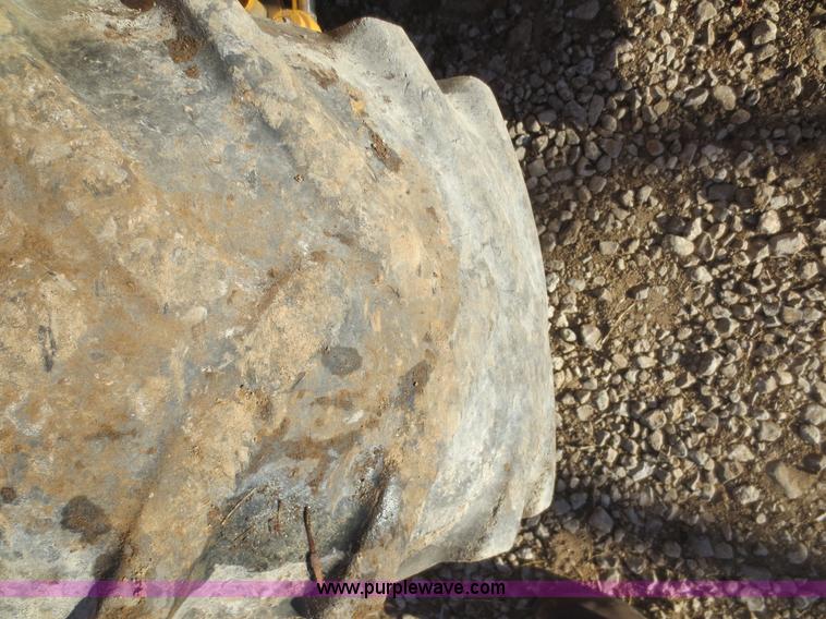 image for item H6688 1996 Ditch Witch 7610DD concrete wheel saw