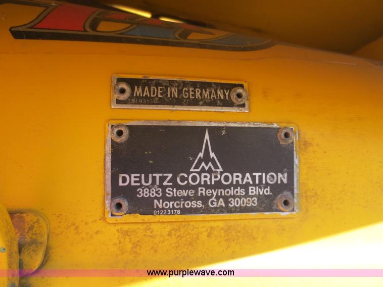 image for item H6688 1996 Ditch Witch 7610DD concrete wheel saw