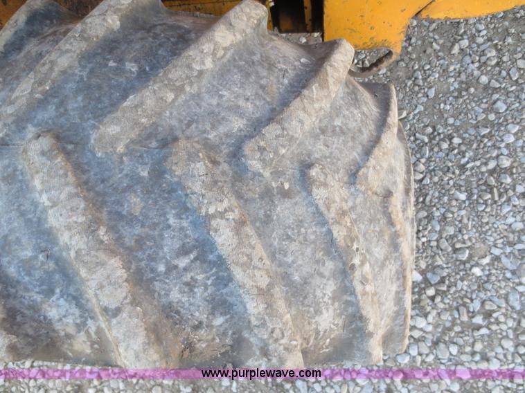 image for item H6688 1996 Ditch Witch 7610DD concrete wheel saw