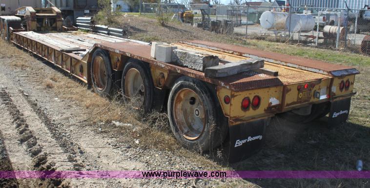 image for item H7293 1997 Eager Beaver 50 ton lowboy trailer