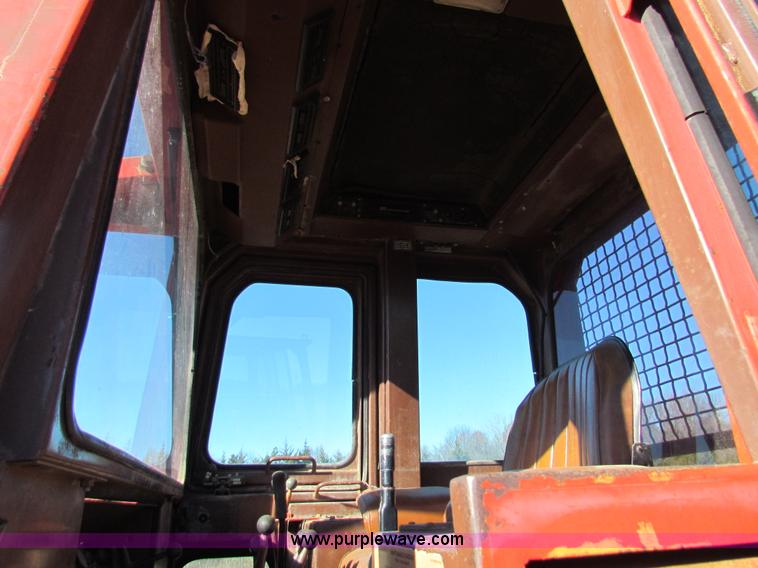 image for item H7295 1990 Case 1155E track loader