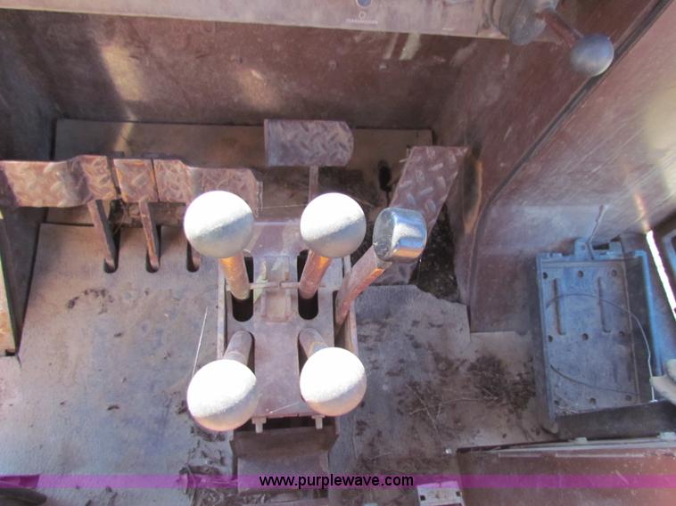 image for item H7295 1990 Case 1155E track loader