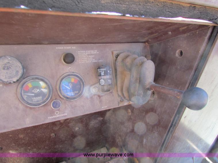 image for item H7295 1990 Case 1155E track loader