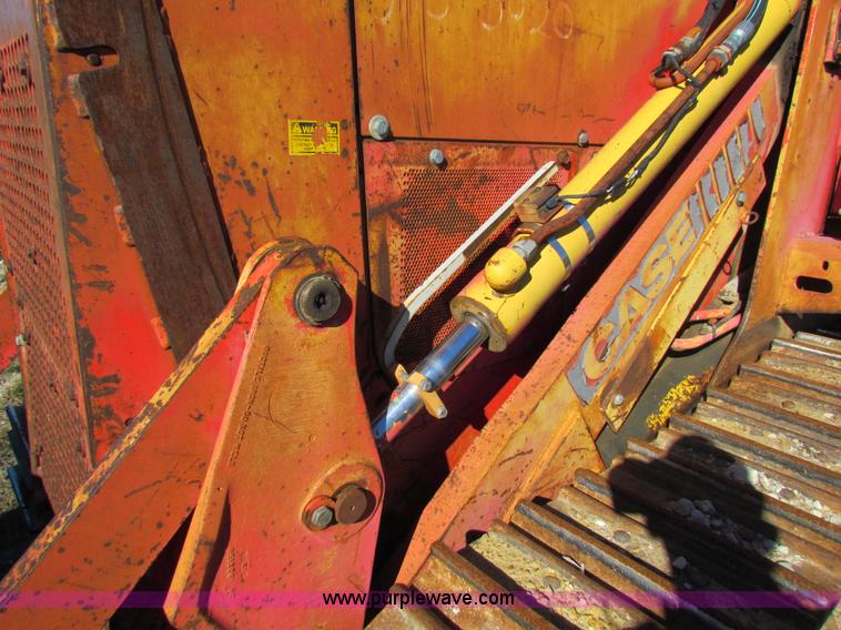 image for item H7295 1990 Case 1155E track loader