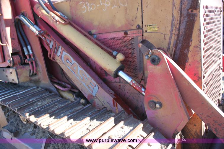 image for item H7295 1990 Case 1155E track loader