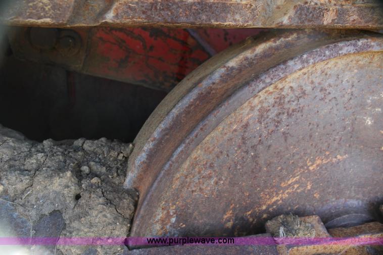 image for item H7295 1990 Case 1155E track loader