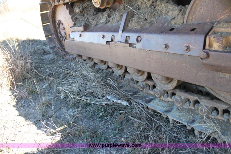 image for item H7295 1990 Case 1155E track loader