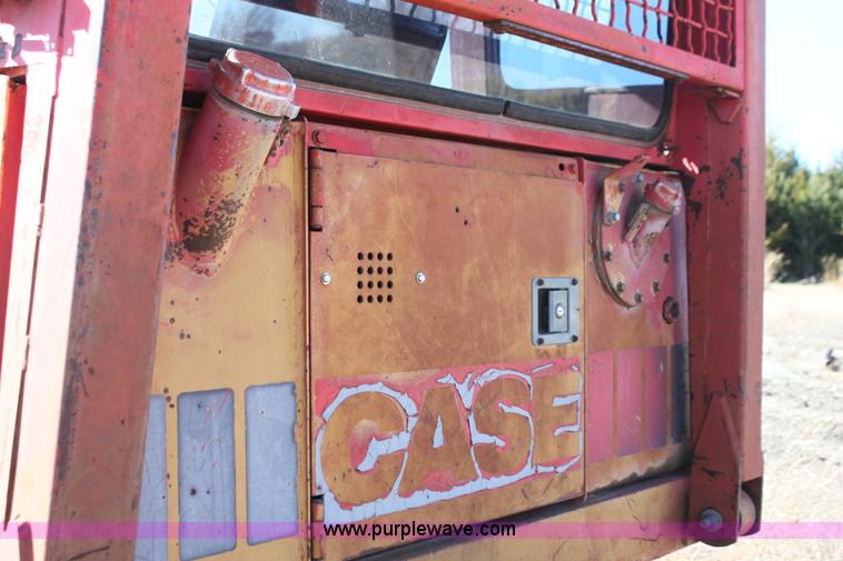 image for item H7295 1990 Case 1155E track loader