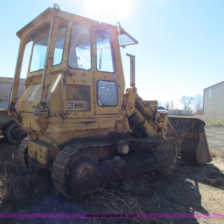 image for item H7296 1974 Caterpillar 955L track loader