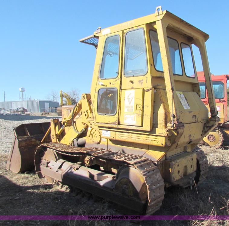 image for item H7296 1974 Caterpillar 955L track loader