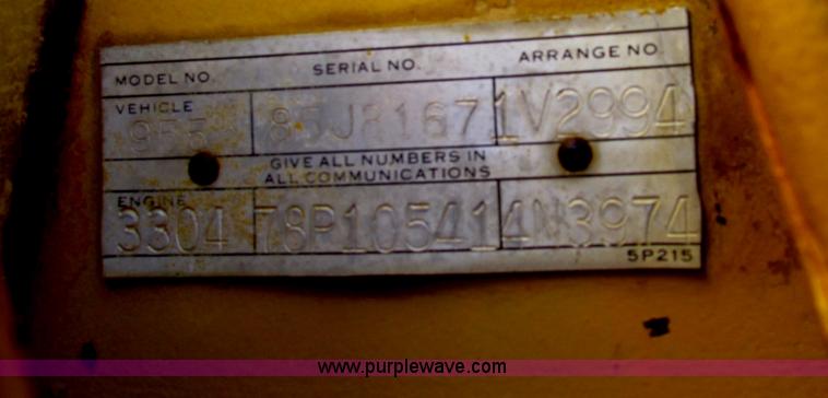 image for item H7296 1974 Caterpillar 955L track loader