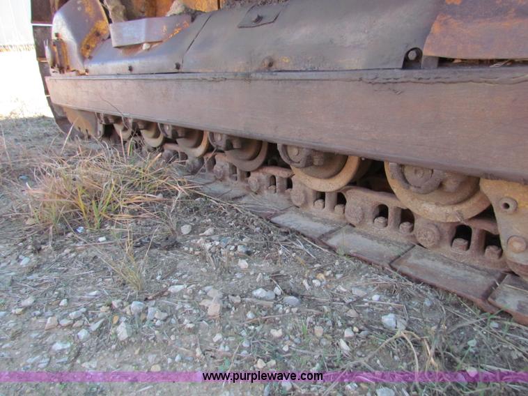 image for item H7296 1974 Caterpillar 955L track loader